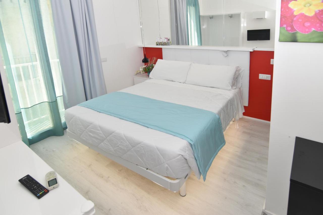 Hotel Nuovo Giardino 里米尼 外观 照片