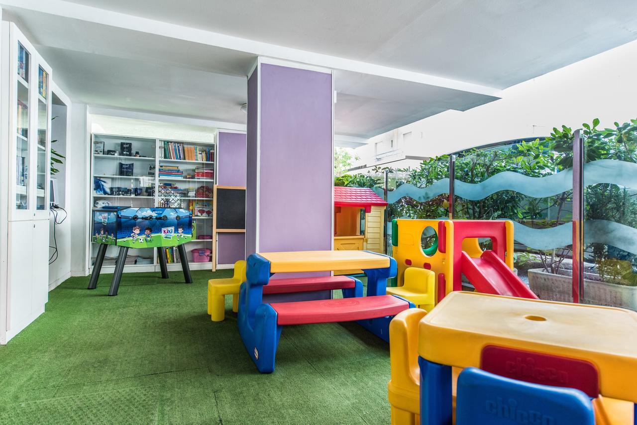 Hotel Nuovo Giardino 里米尼 外观 照片