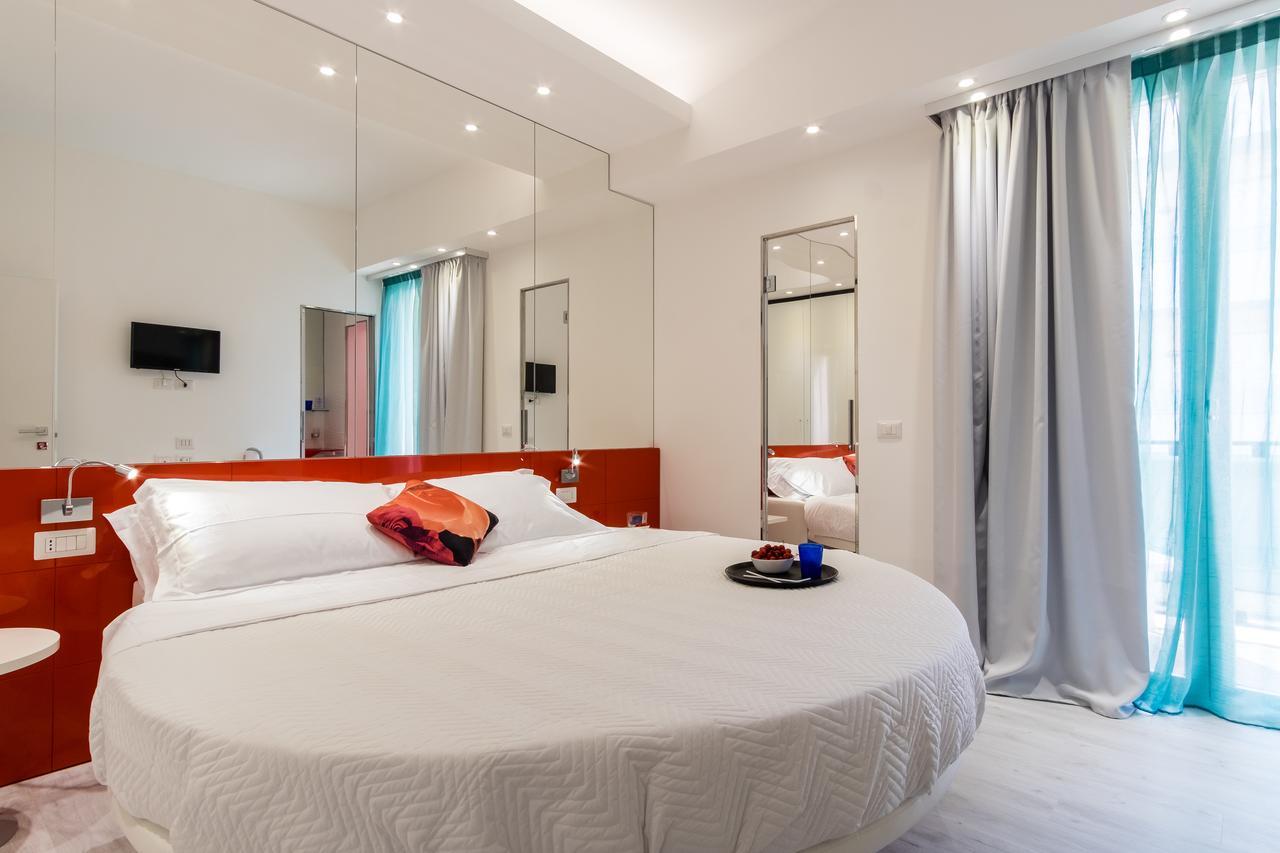 Hotel Nuovo Giardino 里米尼 外观 照片
